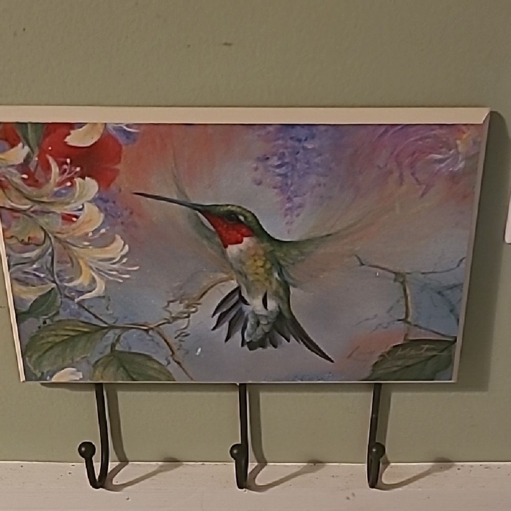 Hummingbird Rack 